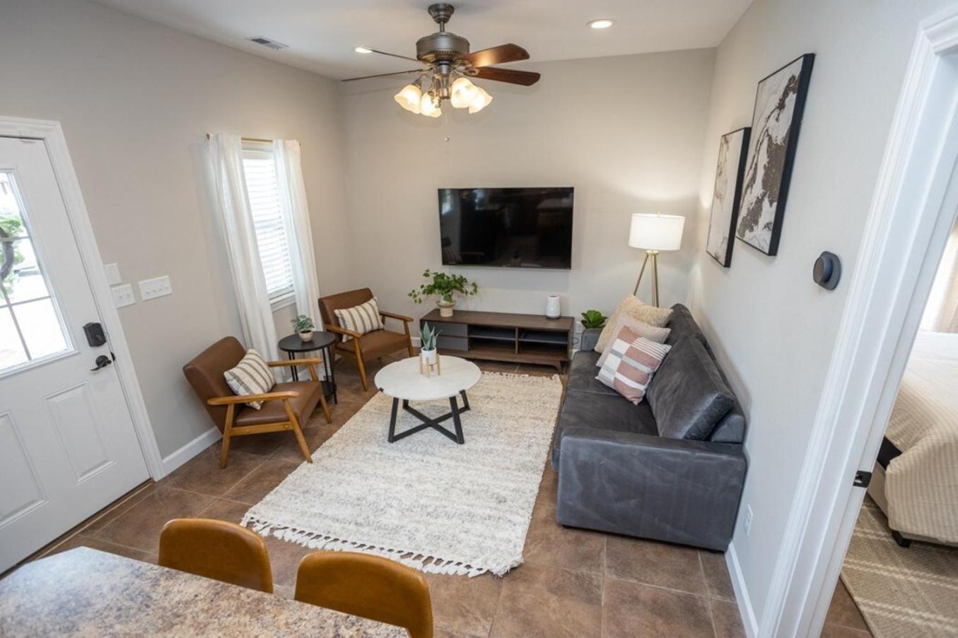 Tiny Home With Hot Tub Near Ft Leonard Wood! Waynesville Ngoại thất bức ảnh